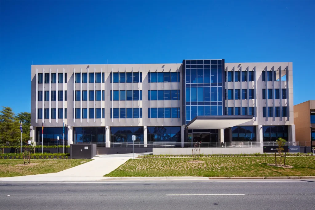 18-canberra-avenue-exterior-1-optimised (1)
